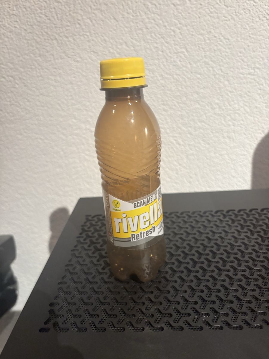 Rivella Bouteilles: Extrem seltene Rivella Flasche 0.2 l – D'occasion à Full-Reuenthal par gia_p872