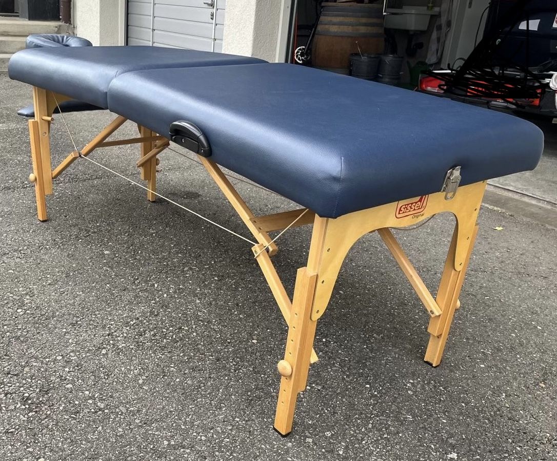 Kosmetik-& Massageliegen: Sissel Koffermassageliege – Gebraucht aus Gerlikon von sruesch 2