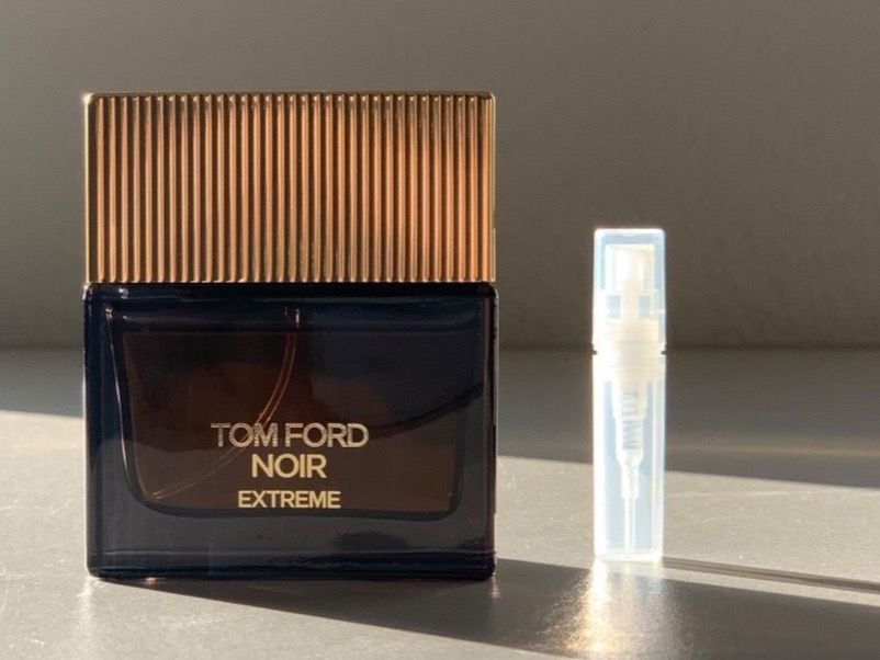 Tom Ford Profumi & Eau de Toilette: Tom Ford - Noir Extreme - 2ml – Usato da Zug venduto da grivis