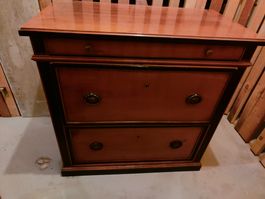 🏠 Commode - Authenticité et Savoir - très bon état
