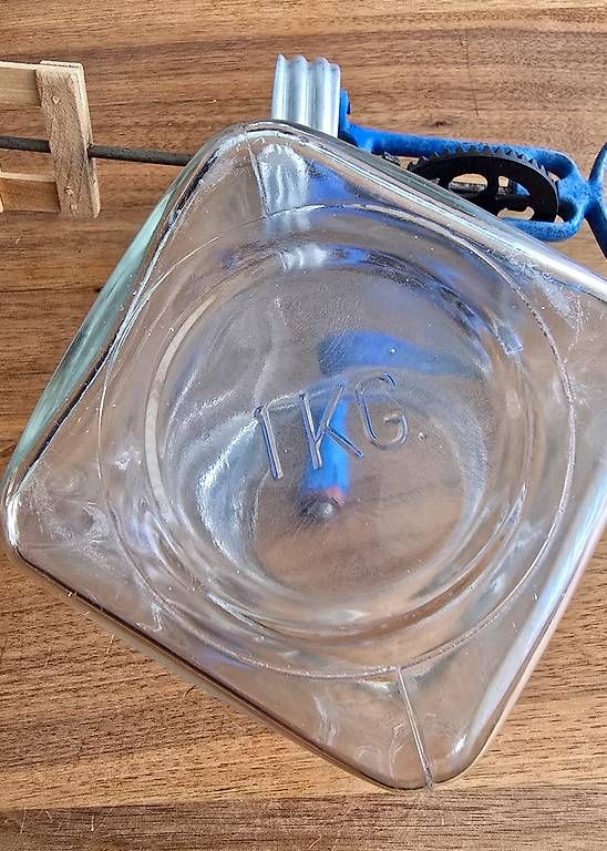 Küchengeräte: Alte Buttermaschine mit Handkurbel – Gebraucht aus Obernau von bet_pr55 3