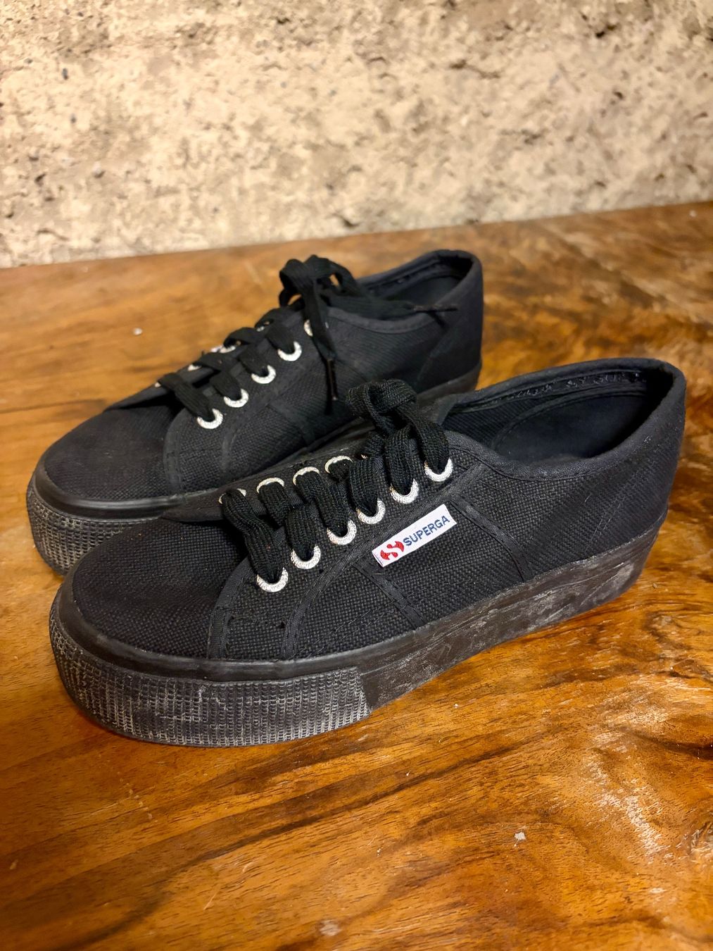Superga Damenschuhe: Superga schwarz Groesse 37 gebraucht – Gebraucht aus Zürich von mrsjack 1