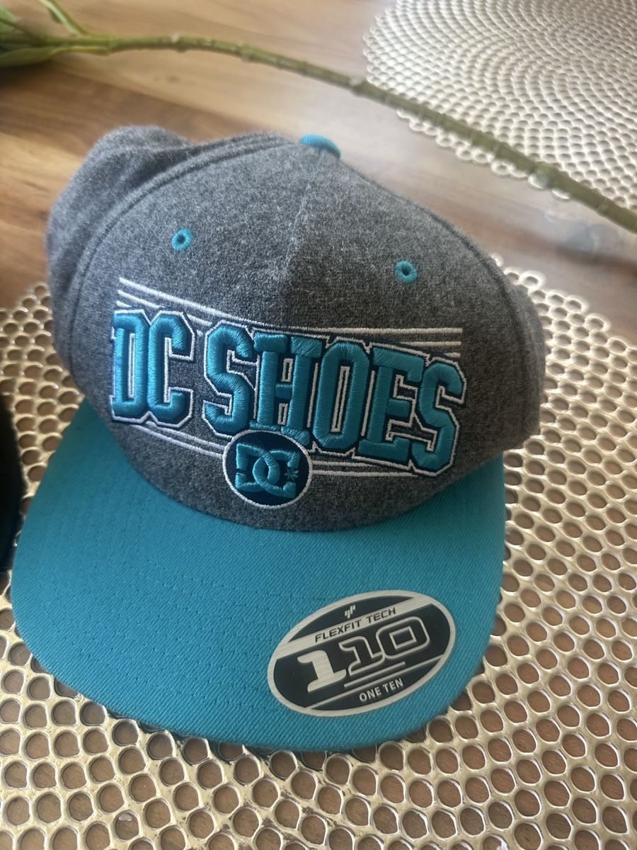 DC shoes Autres vêtements garçon: DC und Dragonball Cap – D'occasion à Goldach par Lenny0220 1