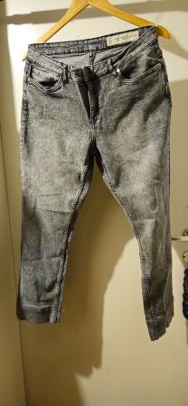 Esmara Jeans, Damen Gr. 42, Graue Waschung, Top Zustand!