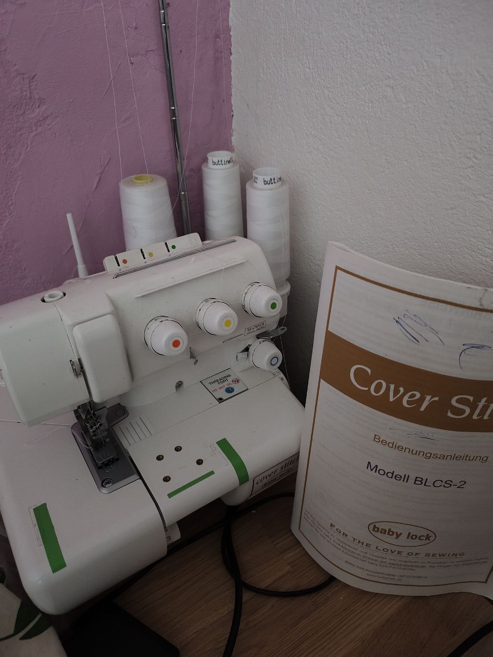 Macchine da cucire: Coverlock Babylock Coverstitch – Usato da Brüttelen venduto da estreja87