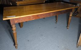 Jugendstiel Tisch ca. 1880 Ja. Wirtshaustisch