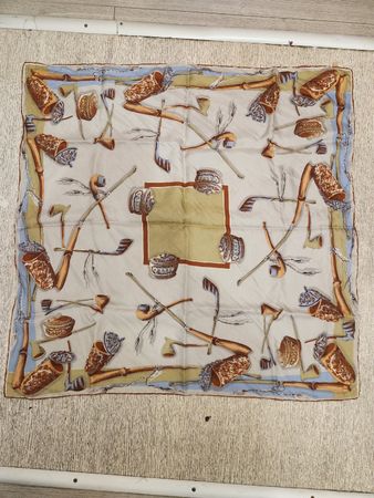 Foulard soie motif pipa et bambou 