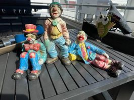 3 sehr schöne, dekorative Clown Skulpturen