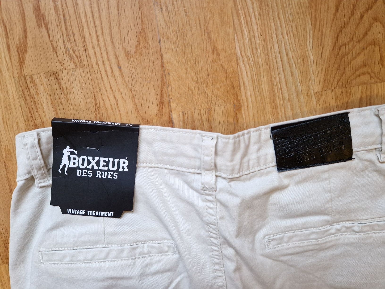 Boxeur Des Rues Pantaloni: Hose Boxeur Des Rues – Nuovo e nell'imballaggio originale da Therwil venduto da che_8yn7 2