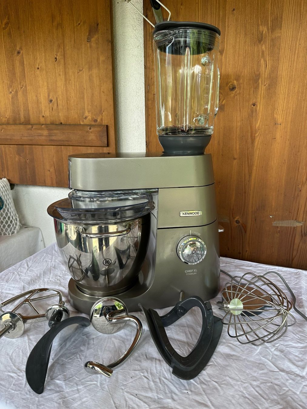 Kenwood Küchengeräte: Kenwood Chef Titanium – Gebraucht aus Saas im Prättigau von norman02