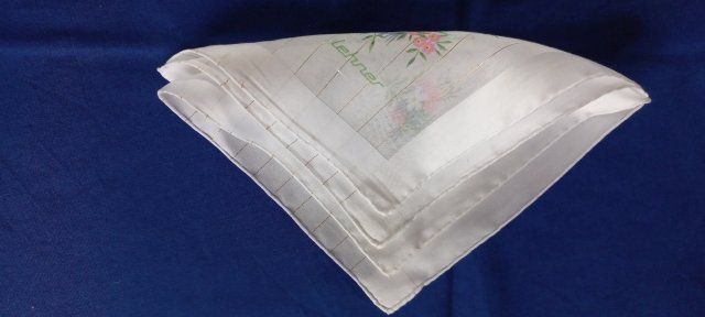 Sonstige Kleidung & Accessoires: Taschentuch – Neu (gemäss Beschreibung) aus Berikon von Ponderoso 4
