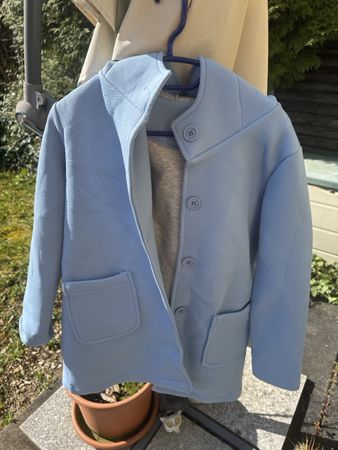 Hellblaue Jacke, Gr. One size , neuwertig, Top Zustand!