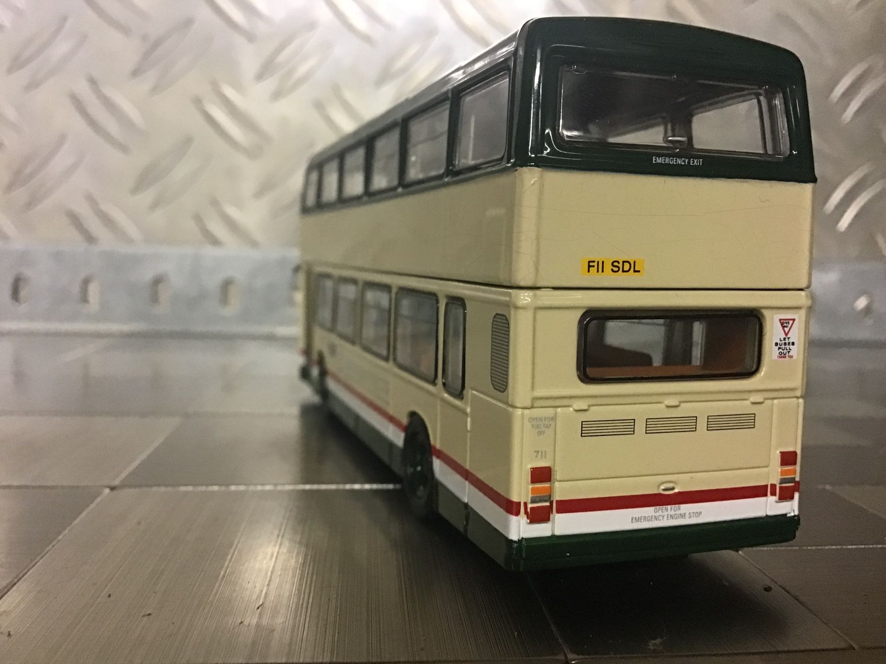 Kit di modellismo & Modellini statici: EXCLUSIVE FIRST  EDITIONS 1:76 – Usato da Männedorf venduto da Spezial-Modelle 2