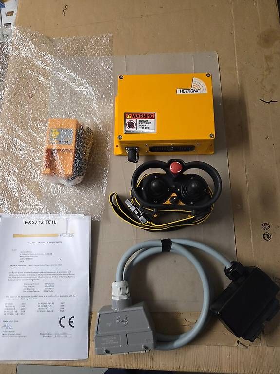 Telecomandi: Kranbedienung Funksteuerung Hetronic Nova – Nuovo e nell'imballaggio originale da Koblenz venduto da Mkudi 1