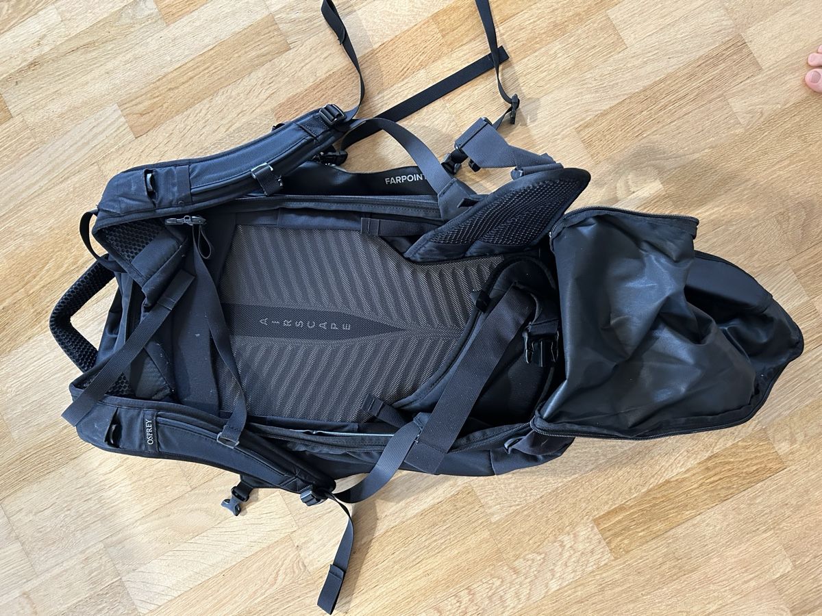 Zaini: Osprey Farpoint 40 Backpack – Usato da Stettlen venduto da lil_y992 3