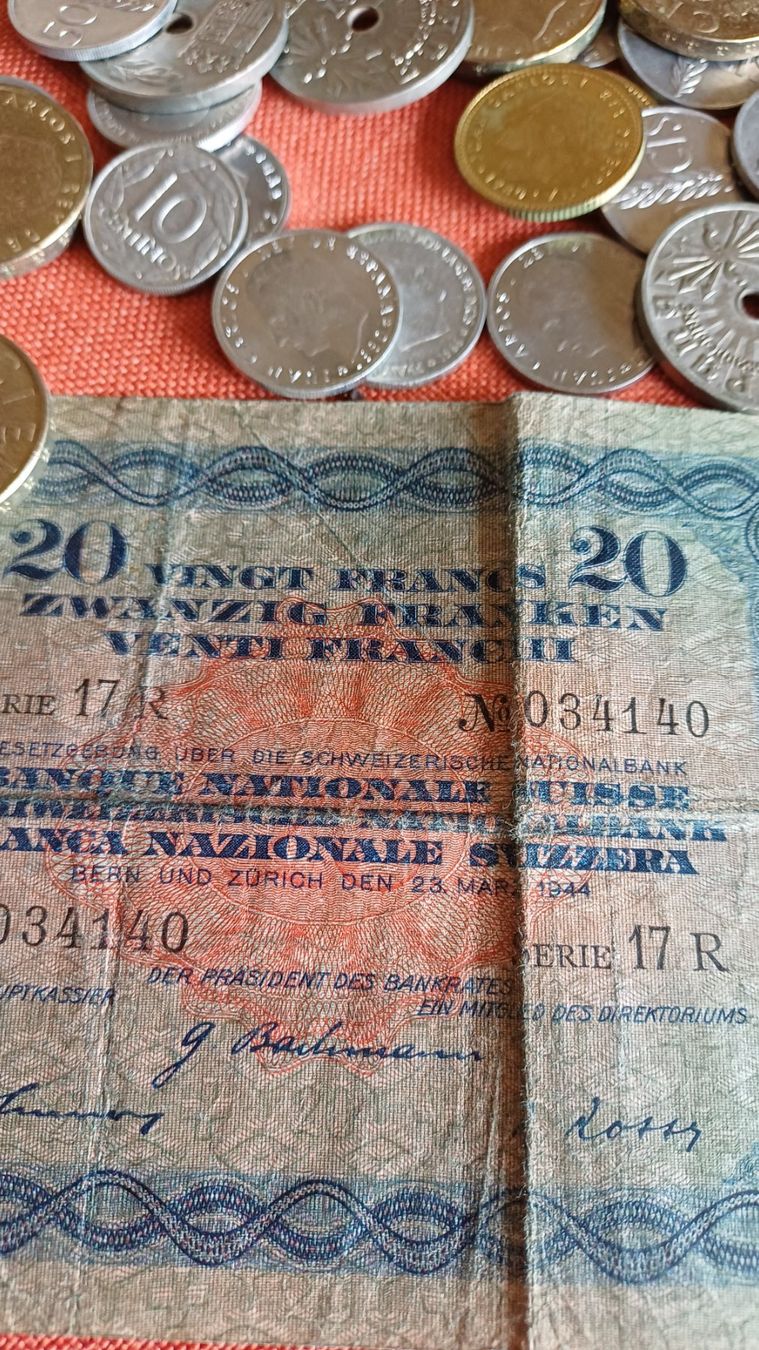 Banconote: 20 Franken & div. Münzen Spanien ab Fr.1.- – Usato da Rorschach venduto da Hansi1901 2