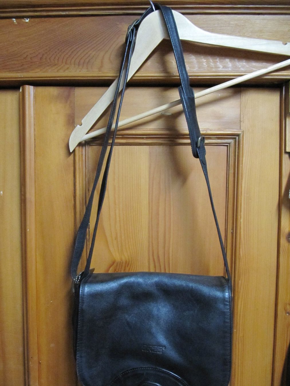 Borse da donna: GREE Ledertasche Schwarz Umhängetasche. – Usato da Selzach venduto da Sennemeitschi11 2