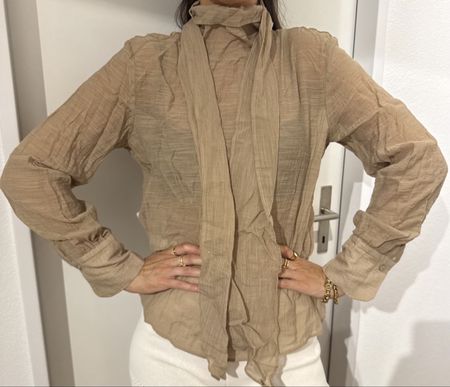 Bluse mit Schal Details in Beige Grösse M