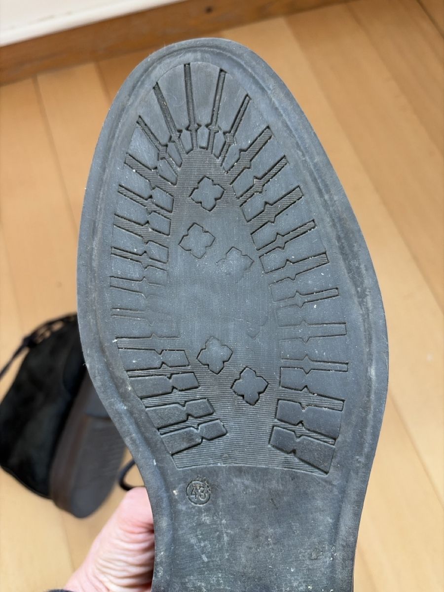 Scarpe da uomo: Herrenschuh Grösse 43 – Usato da Basel venduto da Wotan 2