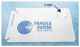 Zeckenentferner mit Lupe aus Kunststoff
