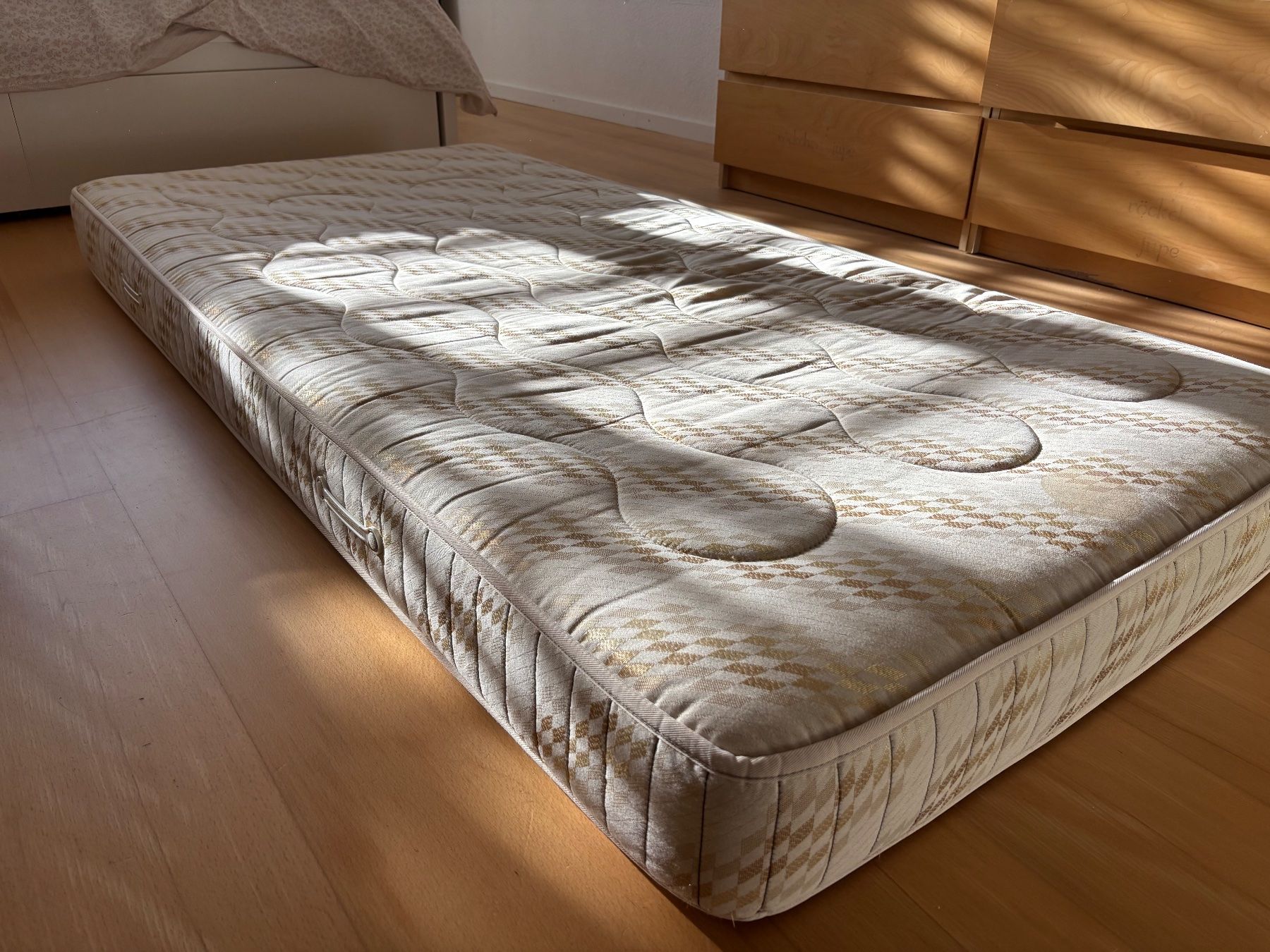 Matelas: Matratze – D'occasion à Aarwangen par mzi_2d5v 1