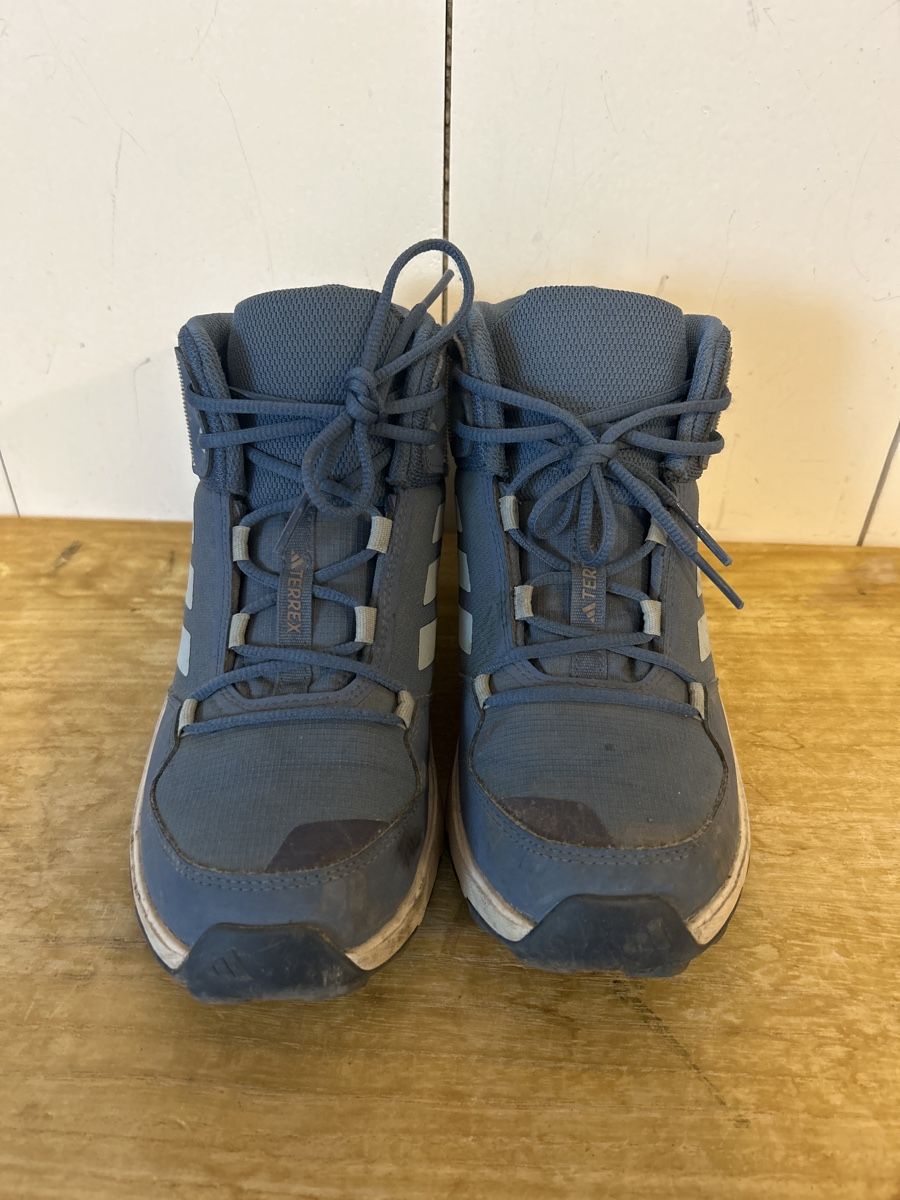 Adidas Scarpe per ragazzi: Adidas Terrex Wanderschuhe blau 35 – Usato da Opfikon venduto da Idefix85 1