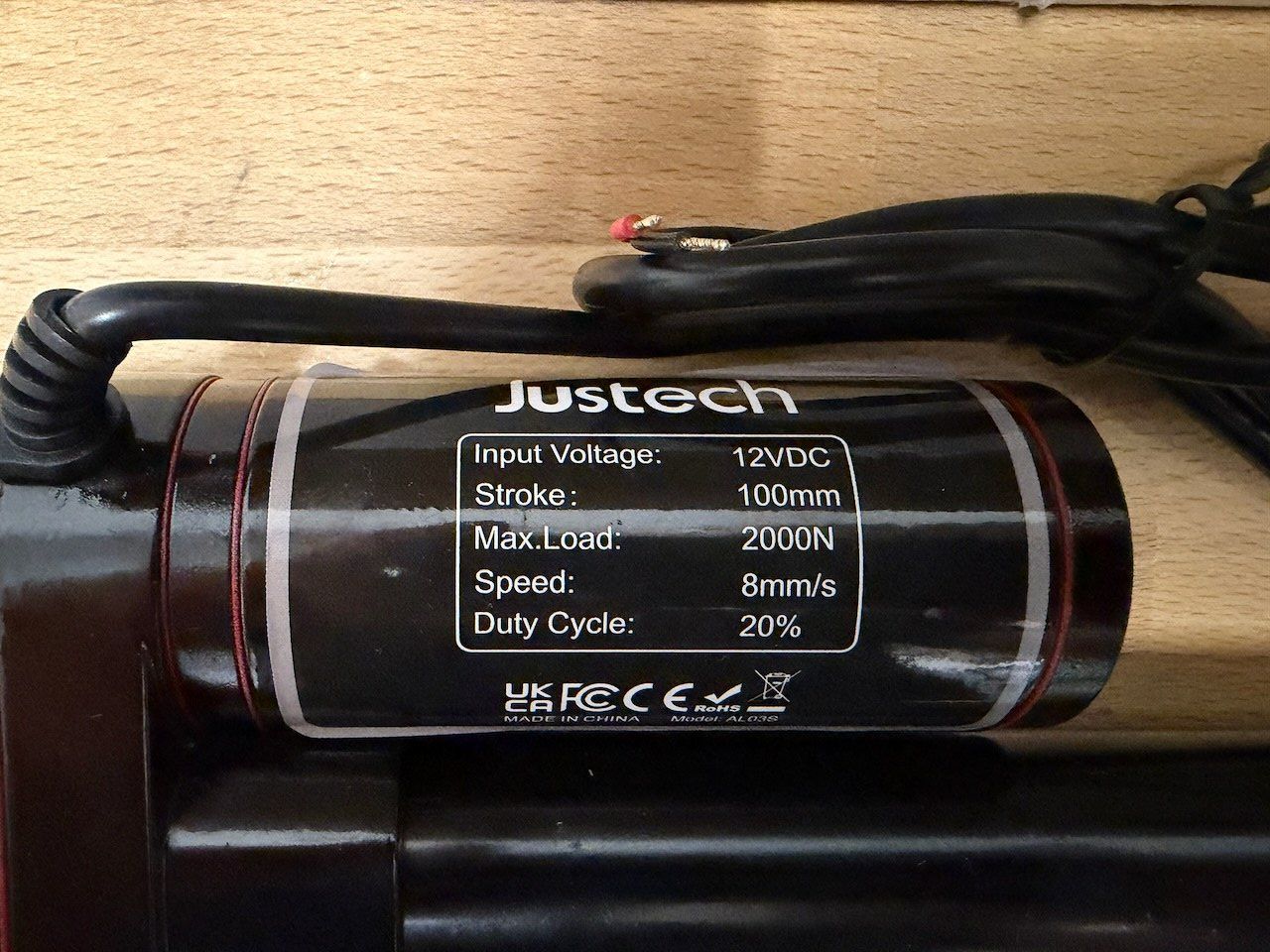 Metall- & Schlosserei Sonstiges: Linearaktuator Justech 12VDC 100mm Hub 2000N – Gebraucht aus Aadorf von Gaegu 3