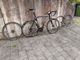 Carbon Road Bike Reynolds Wheels Size L Used