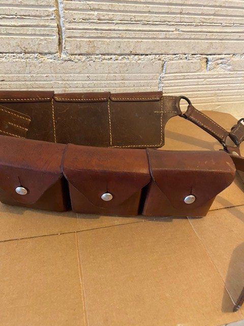 Schweizer Armee Taschen: PATRONENTASCHEN  1955  CH ARMEE – Gebraucht aus Chur von silbermon 1