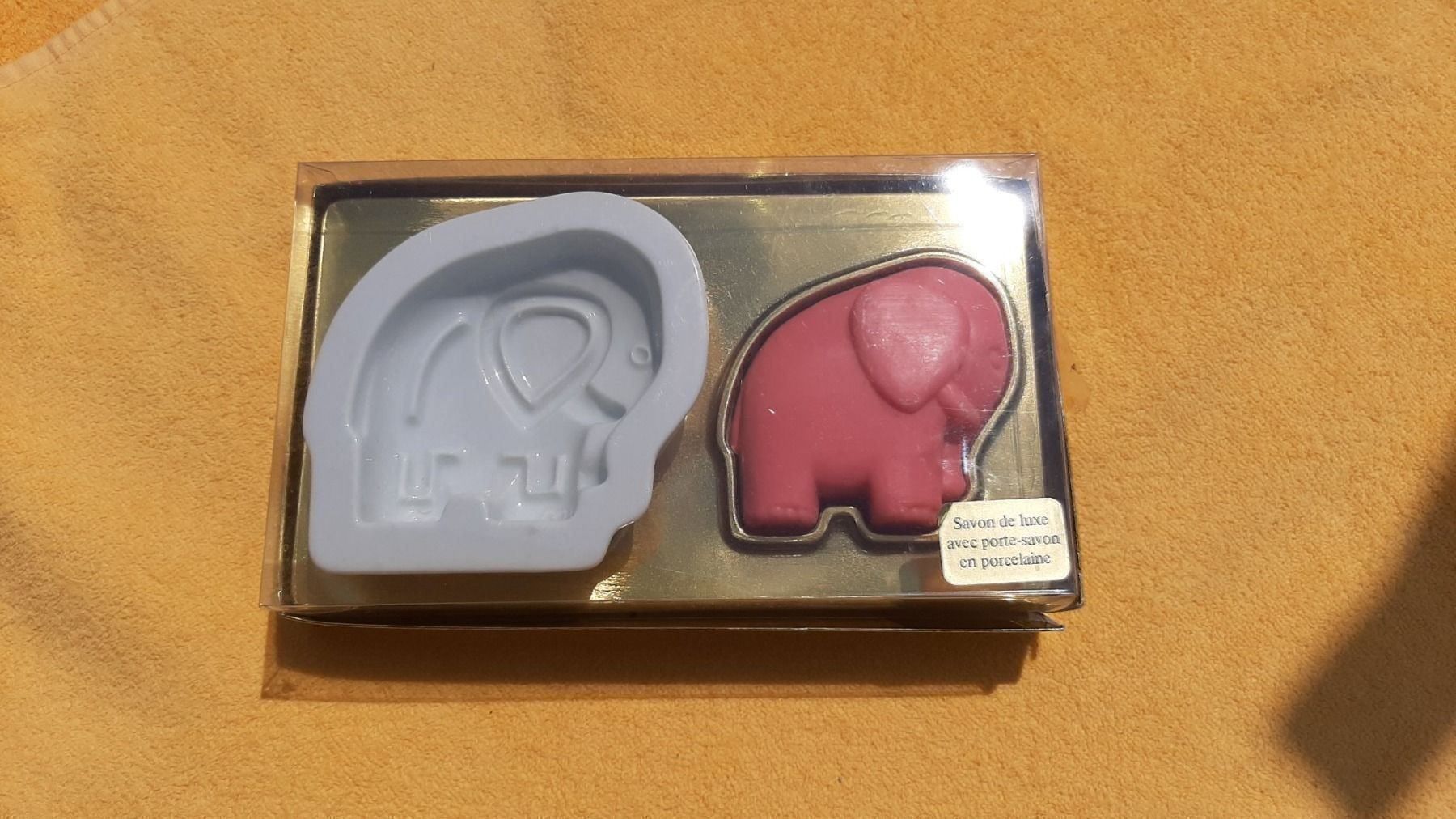 Portes-savons: Seifen- Elefant mit Schale – Neuf (Voir description) à Kriens par honig01