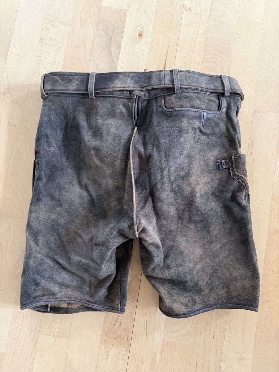 Pantaloni: Originale Lederhose Herren Grösse 52 – Usato da St. Gallen venduto da Joannanando 1