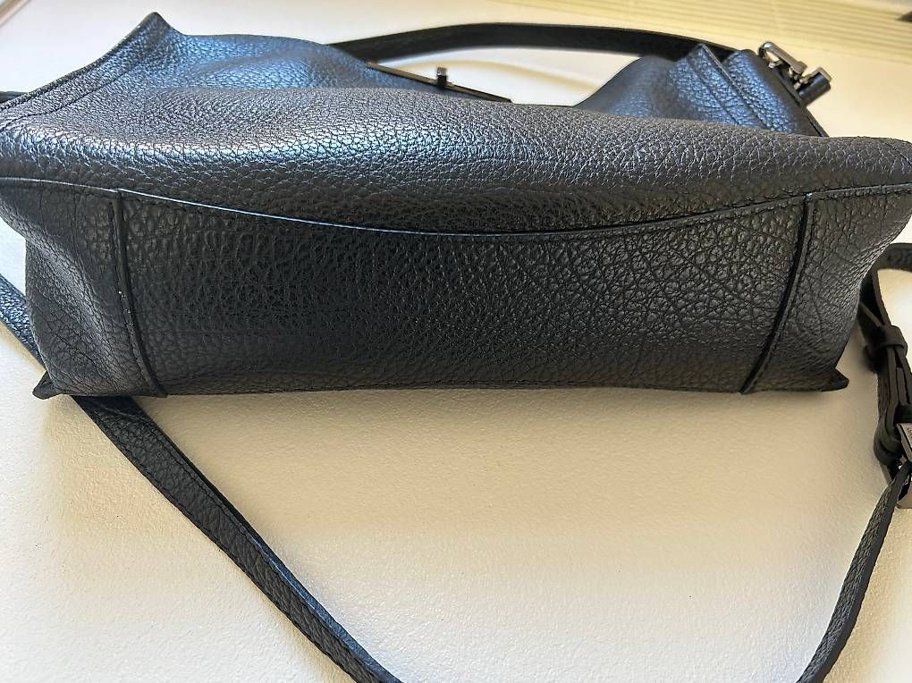 Borse da donna: Gianna Chiarini Tasche – Usato da Basel venduto da and_pky9 1