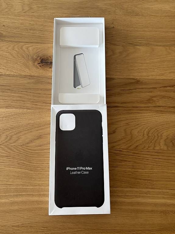 Apple Covers & Schutzfolien: Lederschutzhülle für iPhone 11 Pro Max – Gebraucht aus Ipsach von Cedritschy 4