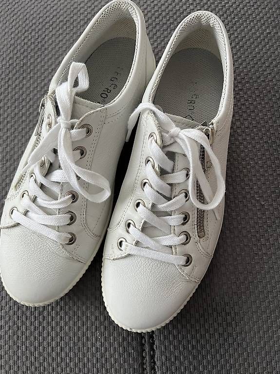 Legero Scarpe da donna: Sneaker/Halbschuh Legero Gr. 5 – Usato da Winterthur venduto da Kaija