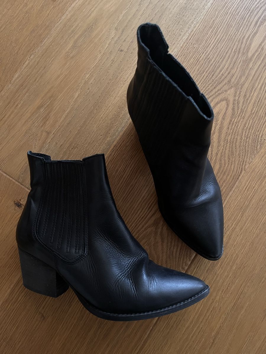 Scarpe da donna: Stiefeletten Leder Gr.41 – Usato da Wädenswil venduto da Iana32