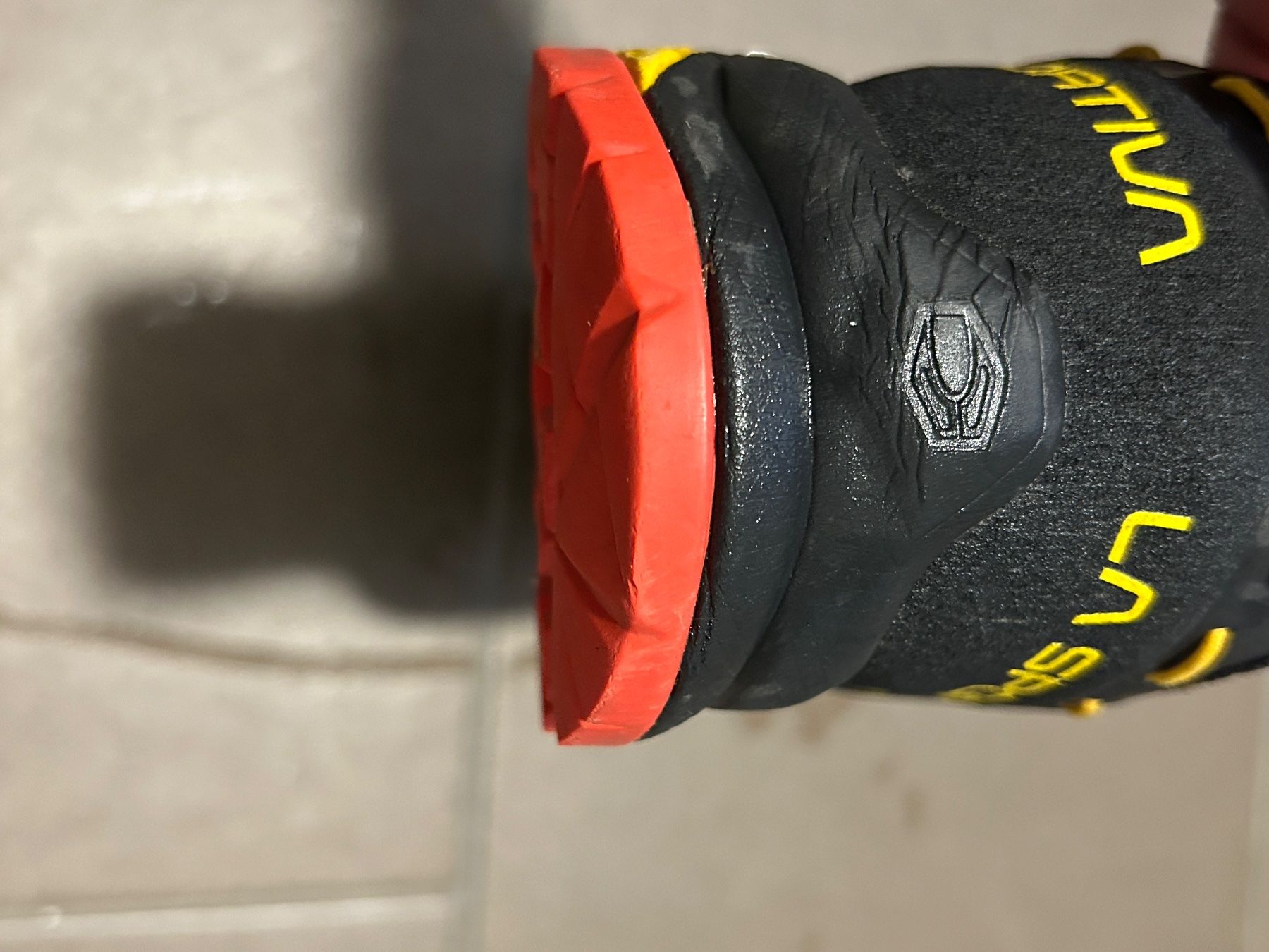 La Sportiva Scarpe da uomo: La Sportiva Gr. 43,5 – Usato da Matzendorf venduto da Fla5 5