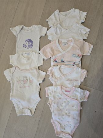8 Bodys 50/56 (Nr28)