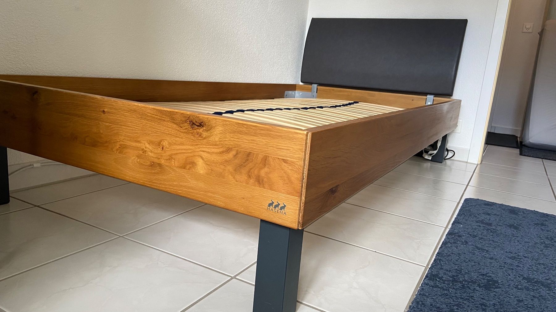 Betten: Bett Wildeiche 100 x 200 – Gebraucht aus Thalwil von drepak 1