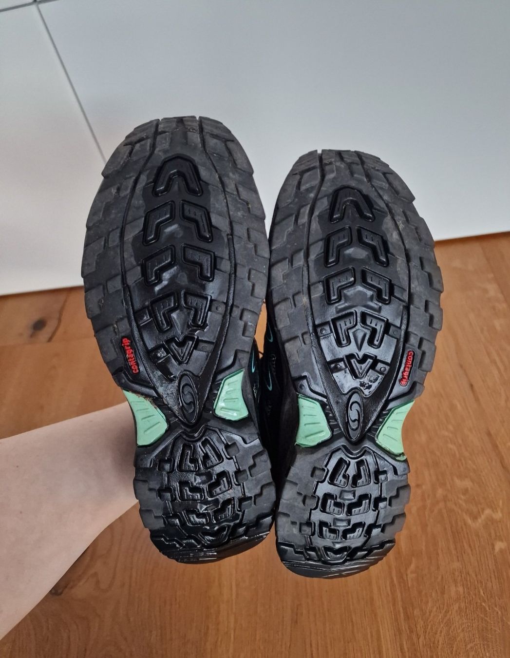 Salomon Scarpe da uomo: Salomon Trekking Wanderschuhe – Usato da Haslen AI venduto da jas_5dv9 1