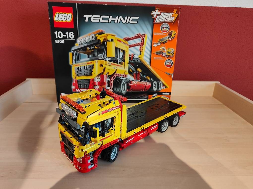 Jeux de construction: lego technic 8109 Tieflader – D'occasion à Leibstadt par winterzeit2000
