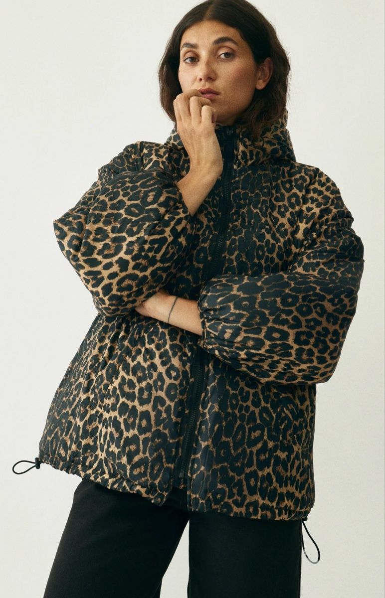 Jacken: Winterjacke leopard print – Neu (gemäss Beschreibung) aus St.Gallen von Laurafl