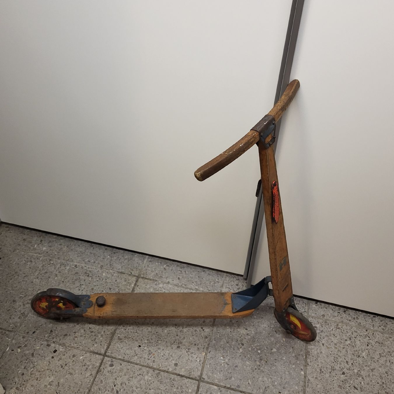 Kickboard: Trottinett sehr alt. – Usato da Kägiswil venduto da Megafi56