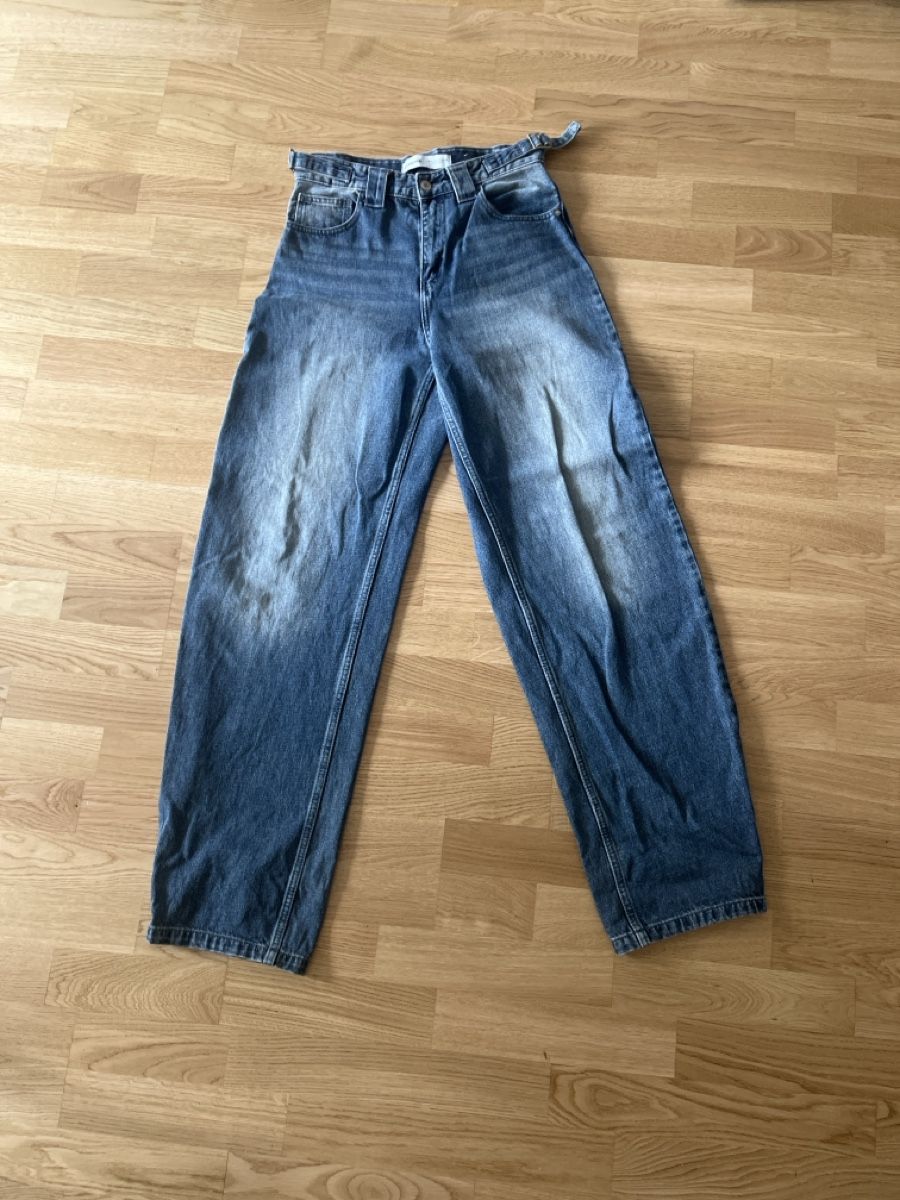 Jeans: Jeans Hose Grösse 36  – Usato da Ostermundigen venduto da leo_n8v2