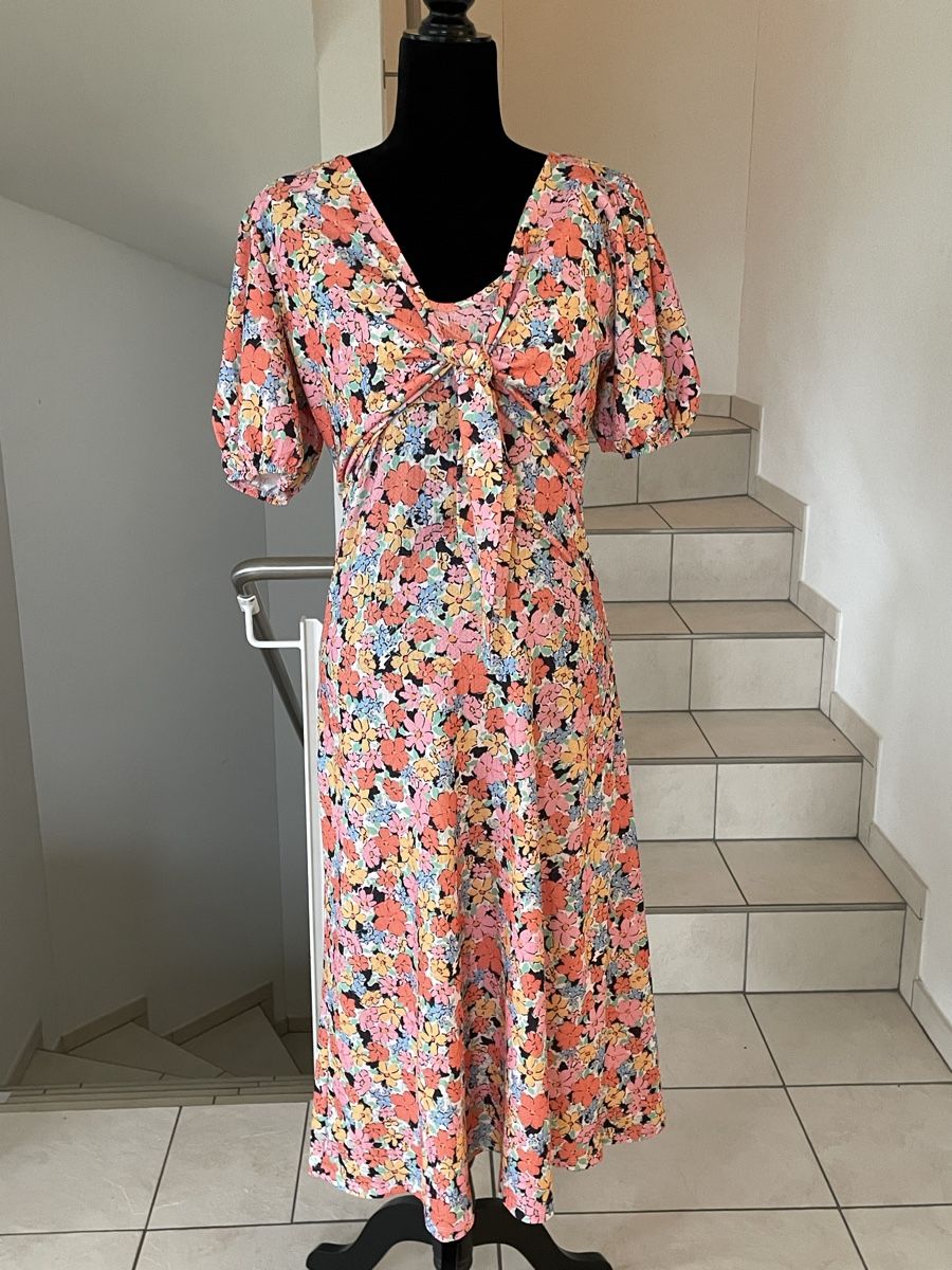 Dorothy Perkins Kleider: DOROTHY PERKINS SOMMERKLEID M – Gebraucht aus Richterswil von Prangins9 2