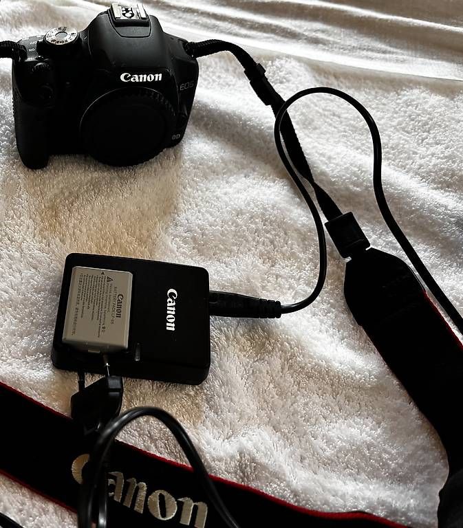 Canon Kamera: Canon EOS500D – Gebraucht aus Essertines-Yverdon von Chibouki