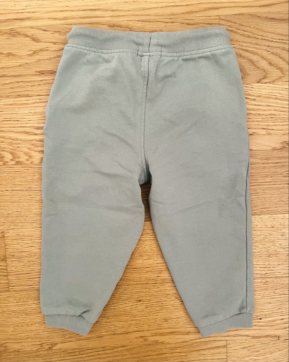 Pantaloni: Pantalon jogging Taille 86 – Usato da Sion venduto da FashionStore3 1