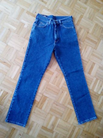NEUWERTIGE Original Lee Jeans 34/36 für 20.--