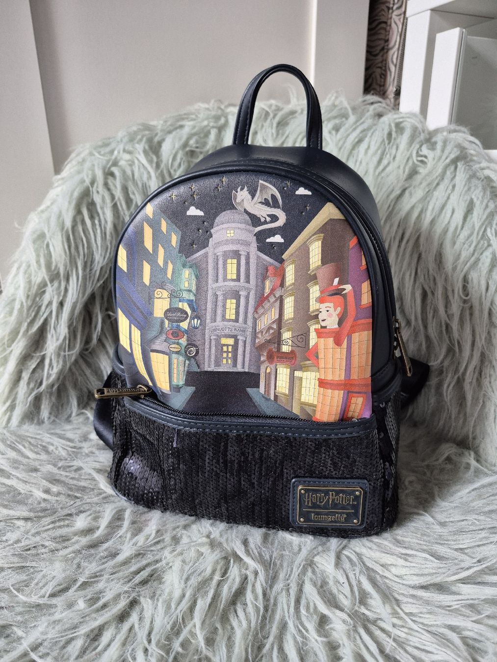 Loungefly Zaini: LOUNGEFLY- Harry Potter Chemin de Traverse – Usato da Riaz venduto da Murielbhs