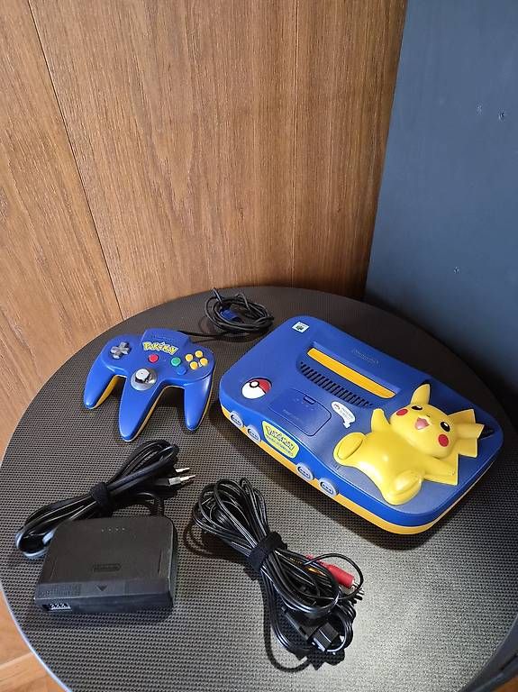 Nintendo Console: Nintendo 64 Pokémon Pikachu Edition – Usato da Berg TG venduto da pas_mft2 2
