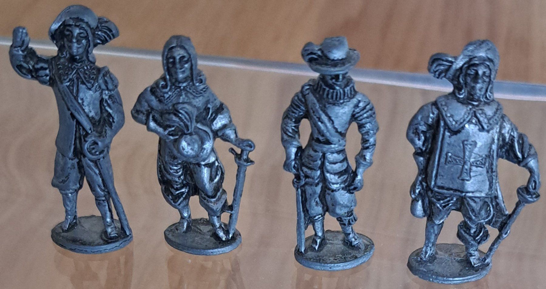 Statuette: 4x Musketiere Eisen 1978 – Usato da Tenniken venduto da mik_6mxg 9